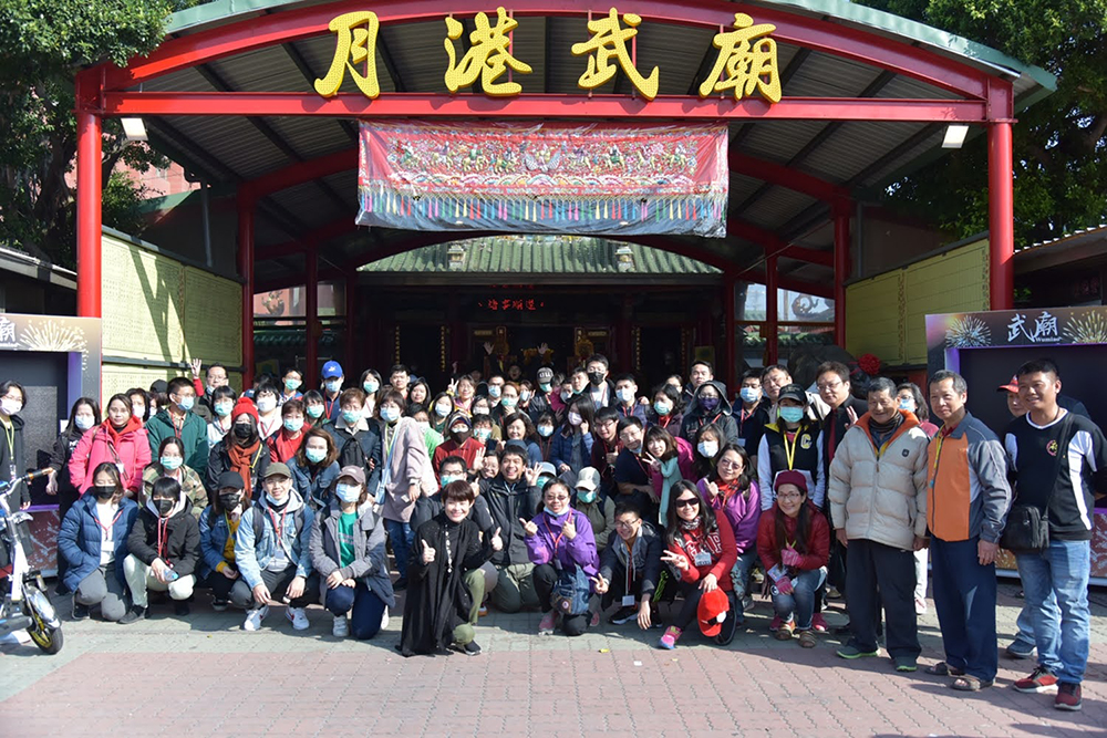 Group photo of 2020 Yanshui Beehive Fireworks Camp